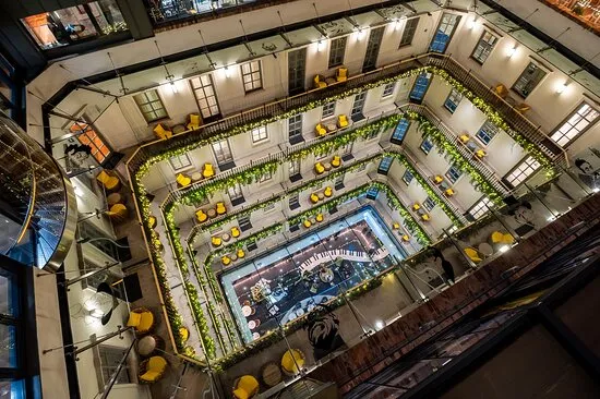 The Downtown Capsule Hotel – Budapest